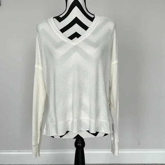 White Fable Cream Long Sleeve Ribbed Sweater Sz XS - Picture 2 of 7